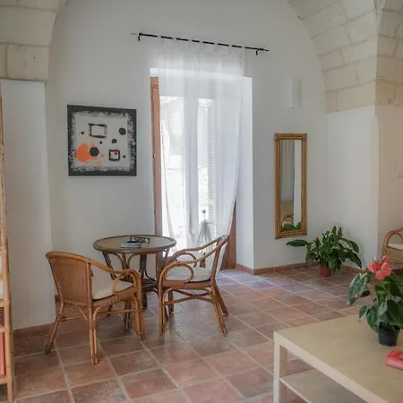 Alloggio per agriturismo Masseria Bosco Di Makyva *