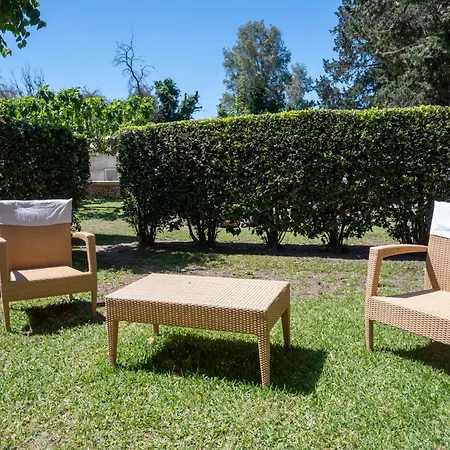 Masseria Del Bosco Makyva Farm stay Borgagne