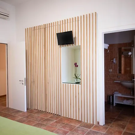 Masseria Del Bosco Makyva * Borgagne