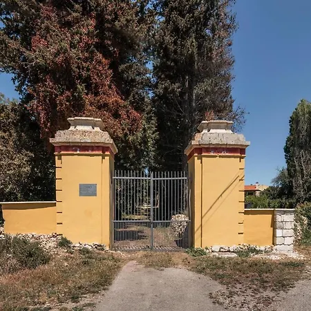 Farm stay Masseria Del Bosco Makyva *