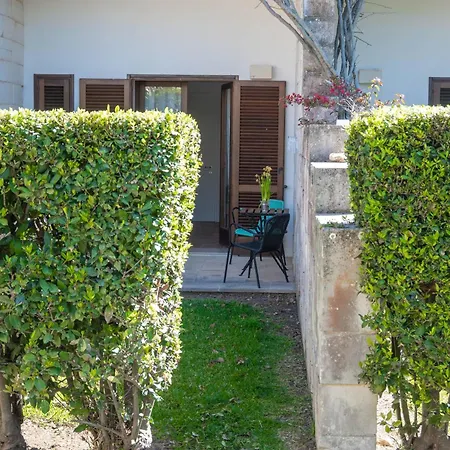 Masseria Bosco Di Makyva Alloggio per agriturismo Borgagne